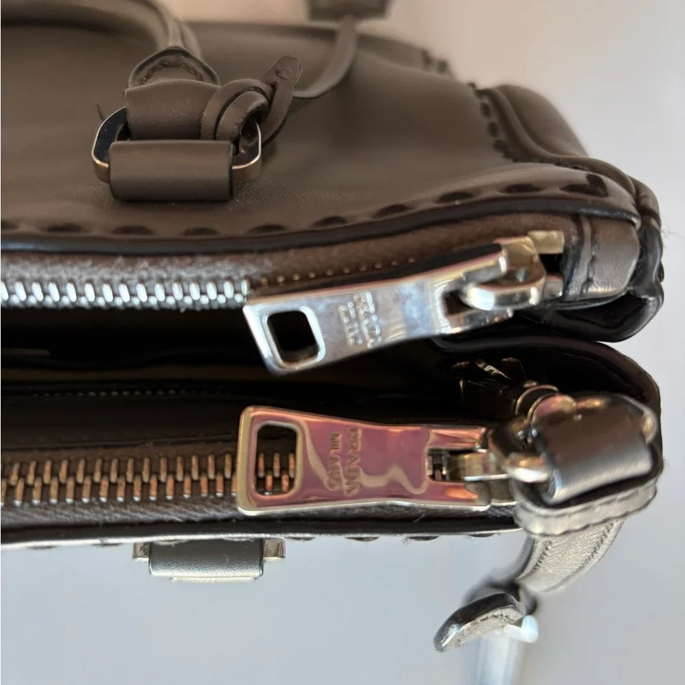 AUTHENTIC PRADA GALLERIA Grey Leather Bag with out-stiching detailing - Picture 12 of 16